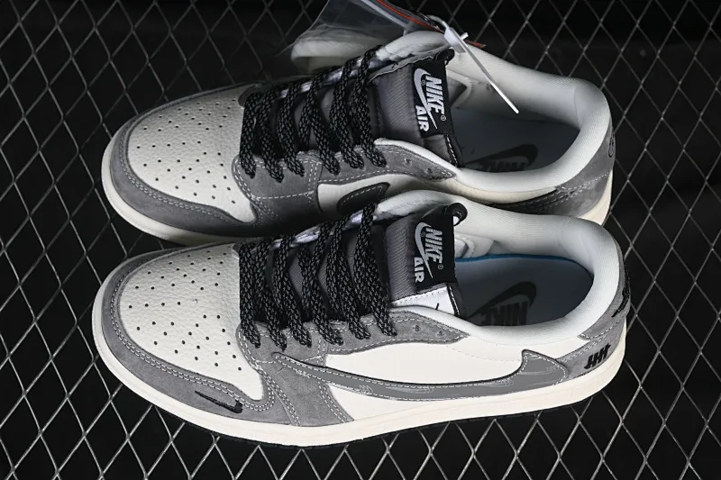 All categories Air Jordan Jordan series basketball shoes Air Jordan 1 Low High-end customized low-top sneakers Travis Scott x Fragment Design x Air Jordan 1 Low OG SP AJ1 Joe 1UN joint pig eight-meter gray multi-sock low-top cultural casual sneakers DD7866-116
